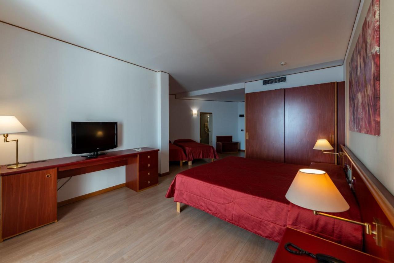 Hotel Torre Normanna Altavilla Milicia Kültér fotó
