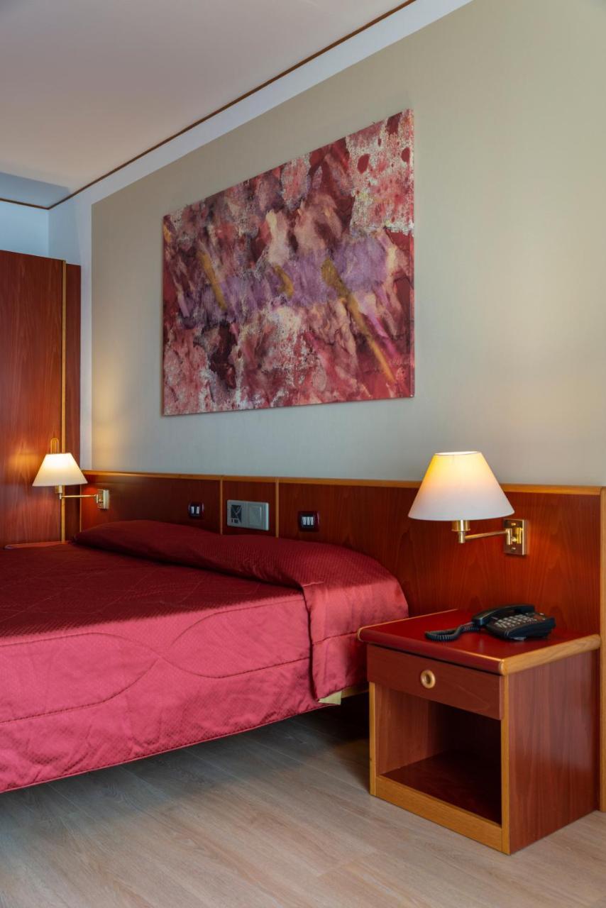 Hotel Torre Normanna Altavilla Milicia Kültér fotó